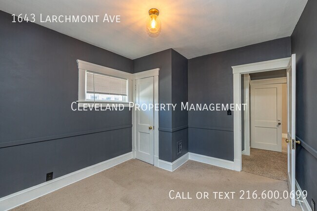 Building Photo - 1643 Larchmont Ave