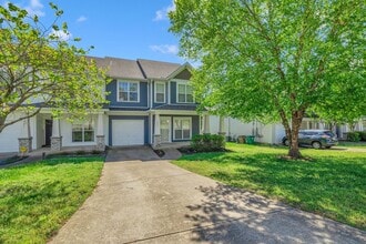 Building Photo - Beautiful and light-filled home in the desirable Normandy Place community located in Nashville’s ...