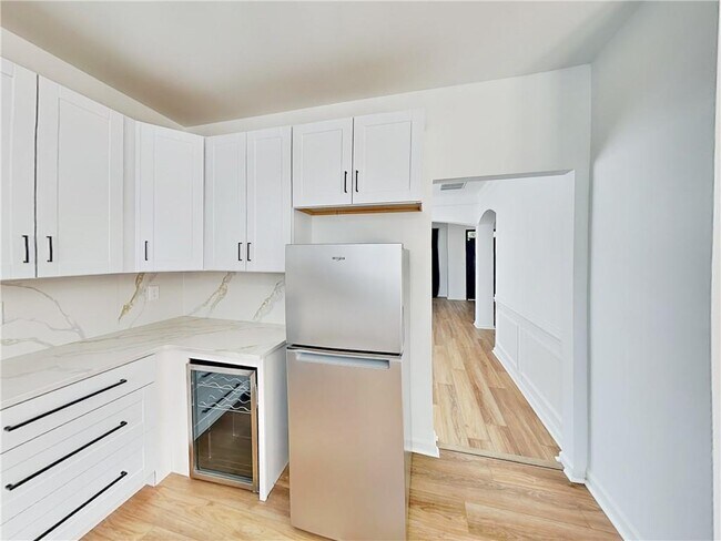 Building Photo - 515 Bigelow Ct