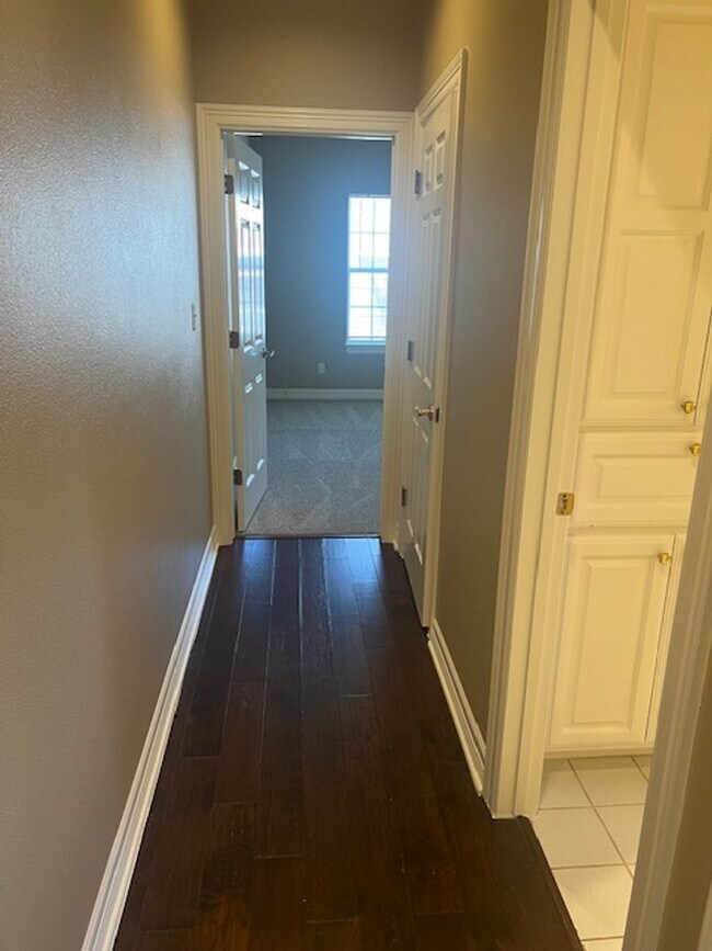 Building Photo - 3 Bedroom 3 Bathroom Berry Creek Home