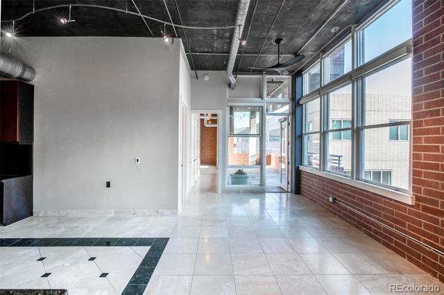 Building Photo - 1720 Wazee St