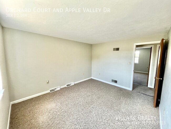 Building Photo - 302 Orchard Ct