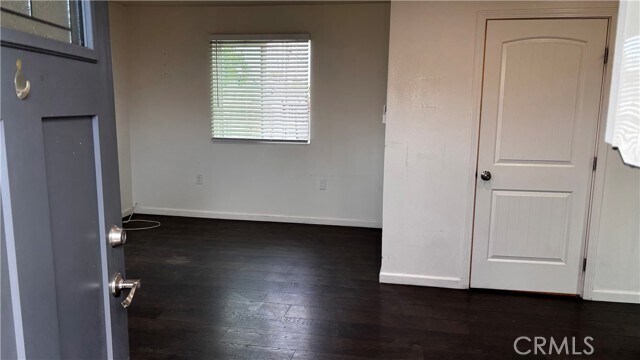 Building Photo - 7922 Lindley Ave