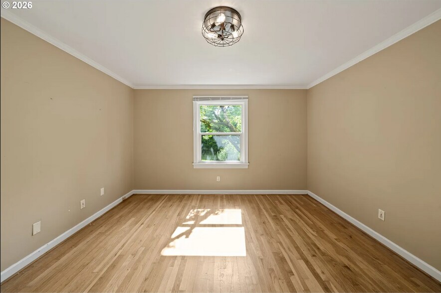 Building Photo - 655 8th St