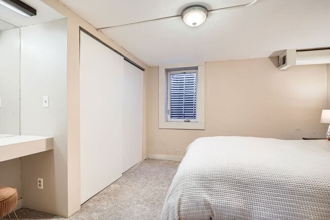 Building Photo - Fully Furnished 3BR Home Near Wash Park