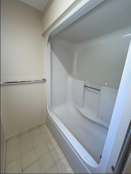 Building Photo - 70 Crockett Rd