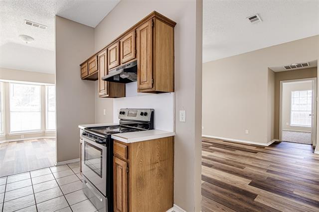 Building Photo - 6307 Blaney Dr