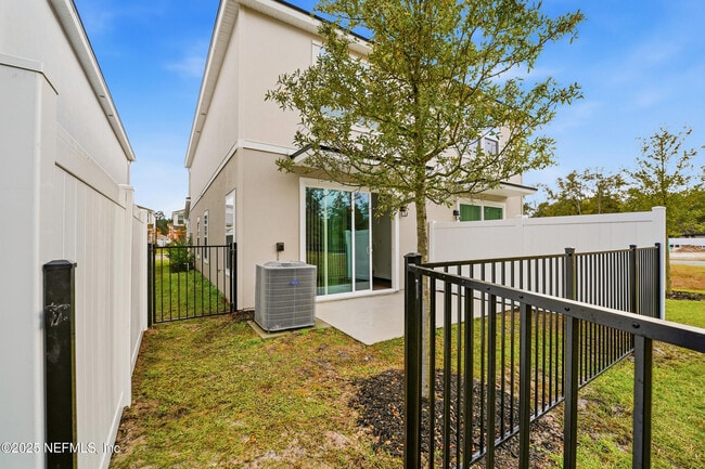 Building Photo - 5661 Coppers Edge Ln