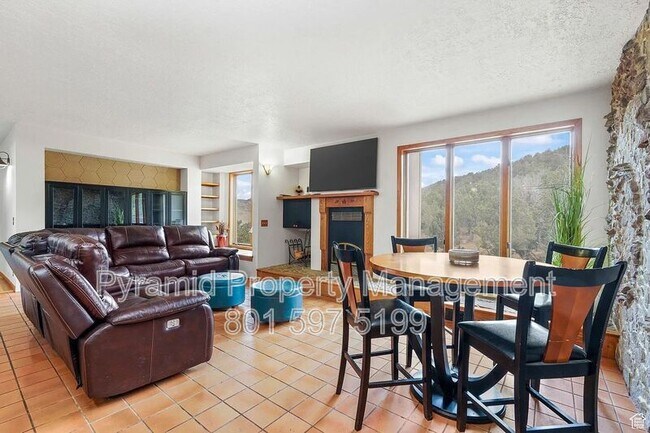 Building Photo - 14600 S Shaggy Mountain Rd