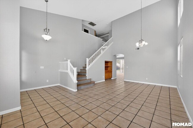 Building Photo - Spacious 5-Bedroom Home on Cul-de-Sac | Pets OK | Pool & Clubhouse | Long-Term Lease Preferred