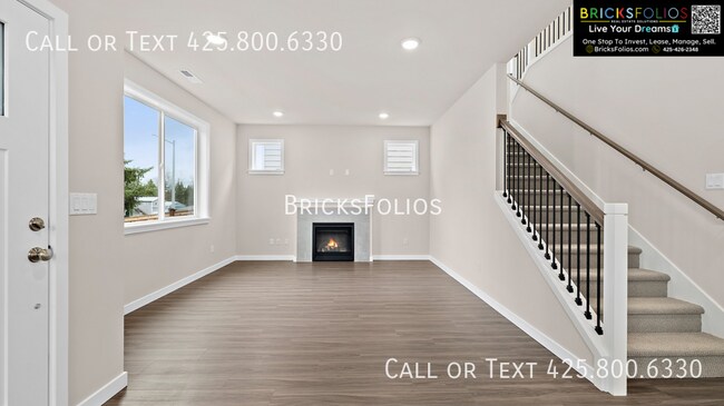 Building Photo - 5165 83rd Ave NE