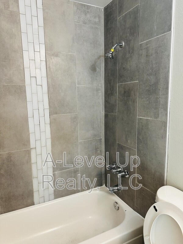 Building Photo - 5745 S Southland Blvd