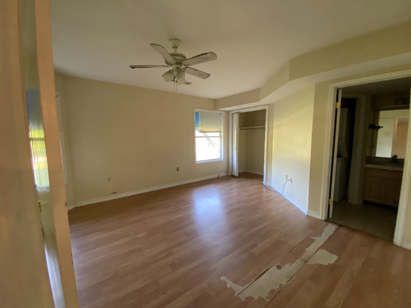 Building Photo - 1811 Central Blvd