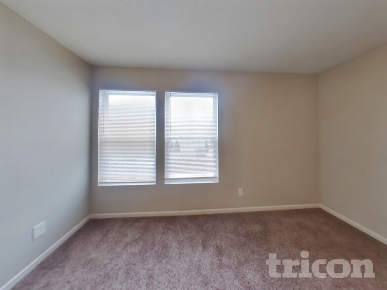 Building Photo - 12129 Belfry Dr