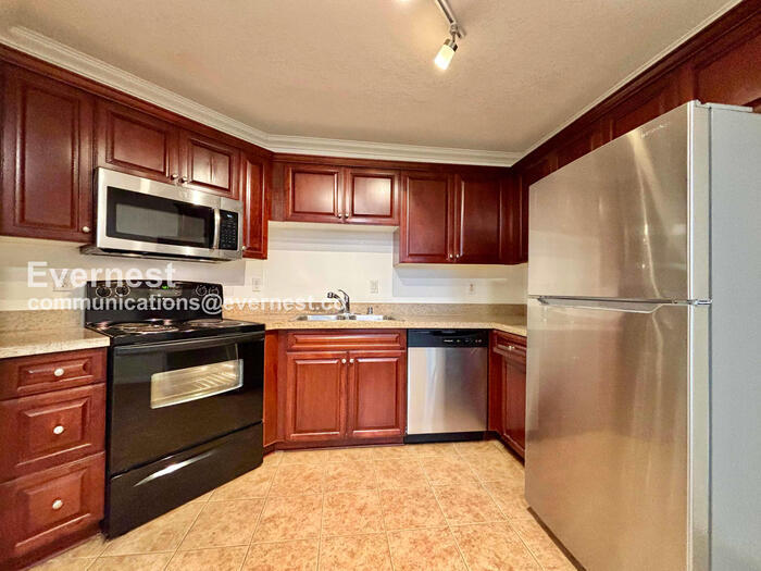 Building Photo - 3557 Paseo De Francisco