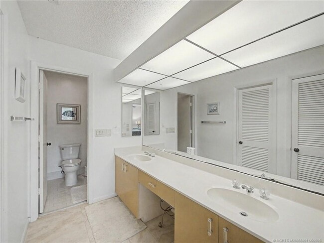 Building Photo - 3382 SW Bobalink Way
