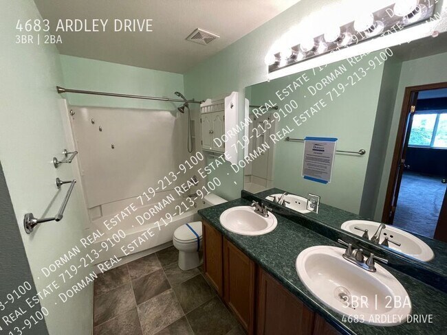 Building Photo - 4683 Ardley Dr