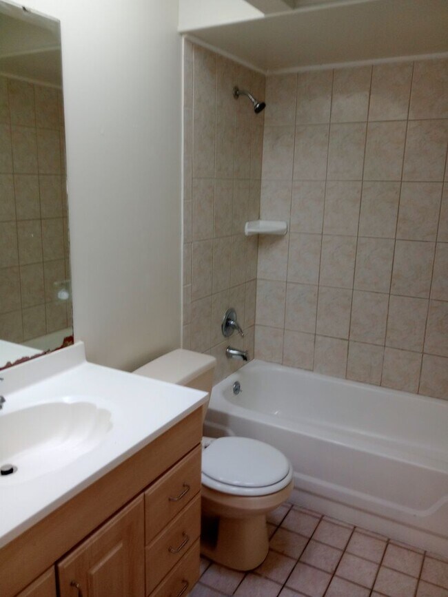 Building Photo - 2655 Sumba Ave