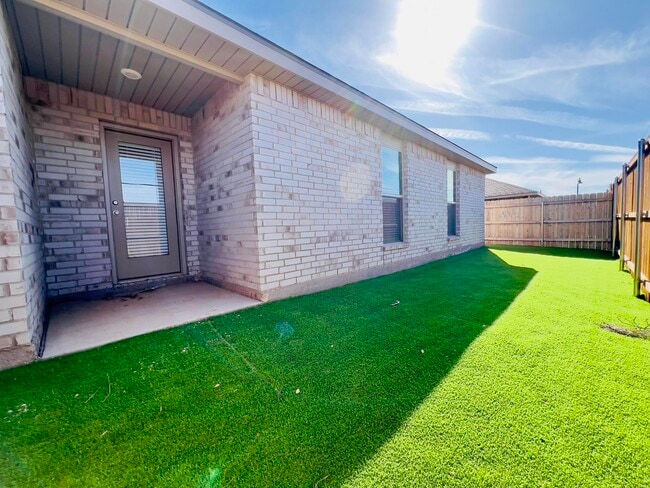 Building Photo - 2001 Bryan Ave