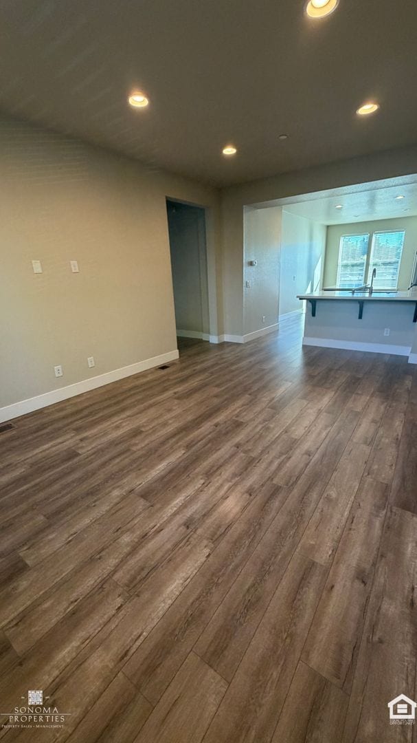 Building Photo - Modern 3-Story Living in Santa Rosa - Available Now!