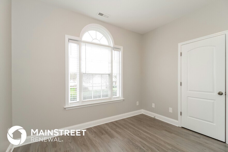 Building Photo - 4686 Eagle Path