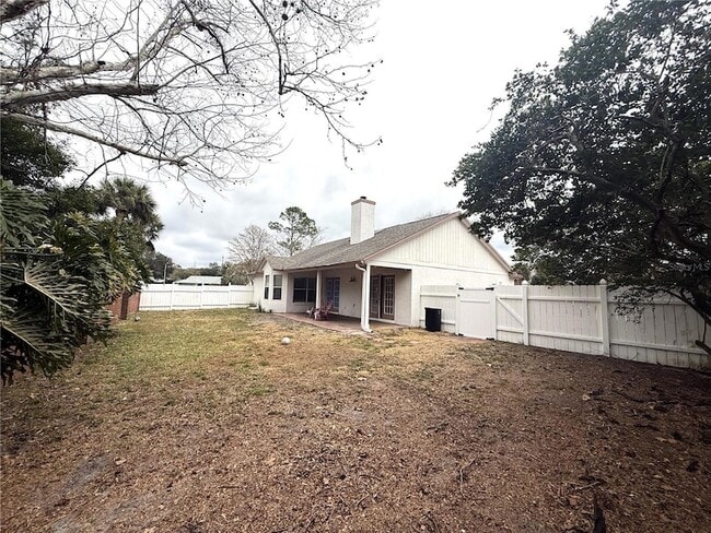 Building Photo - 159 Stillwater Dr