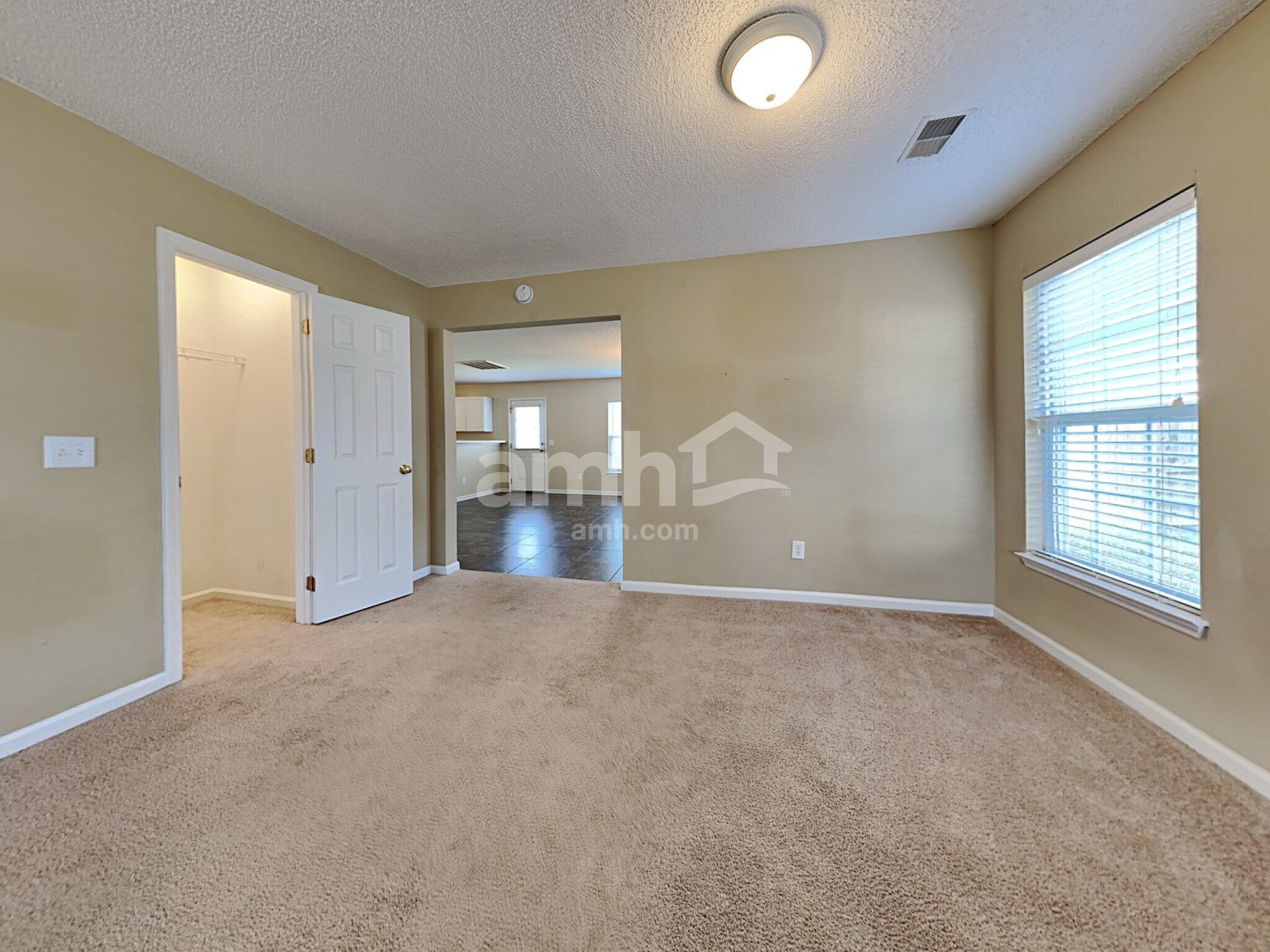 Building Photo - 132 Wildberry Ln