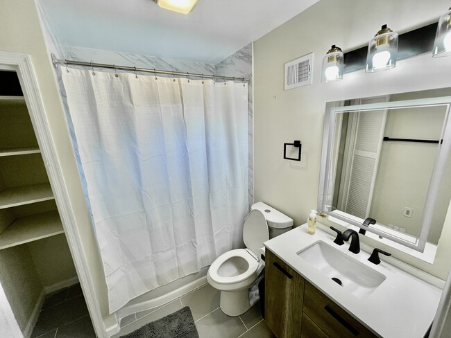 Upstairs bathroom - 2308 Berkley St