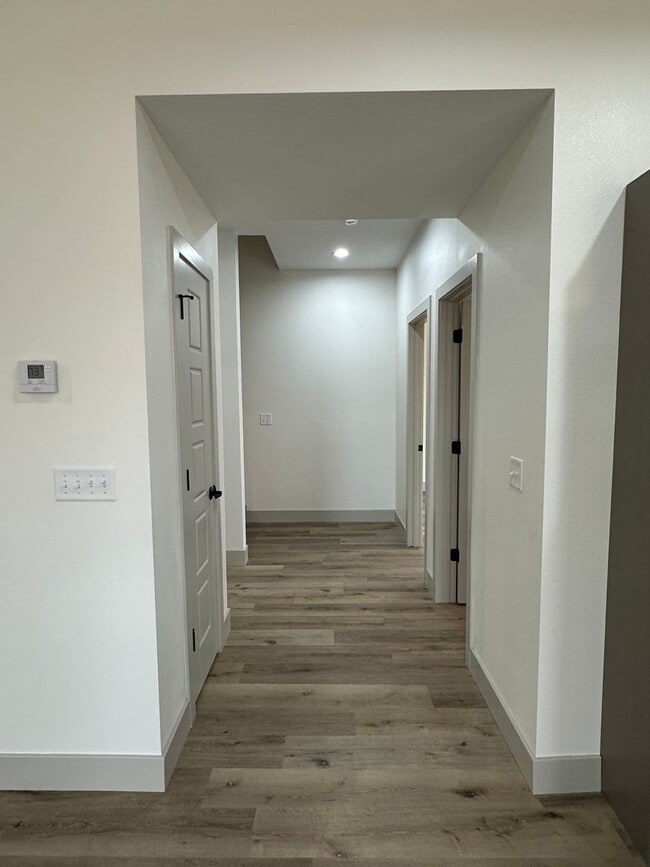 Building Photo - BRAND NEW 4 BED 3 BATH in WAYNESVILLE