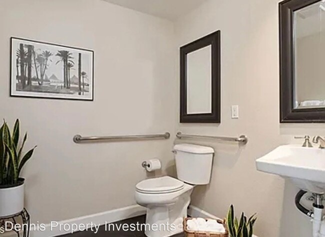Building Photo - 2 br, 2 bath House - 67 S Ash Street