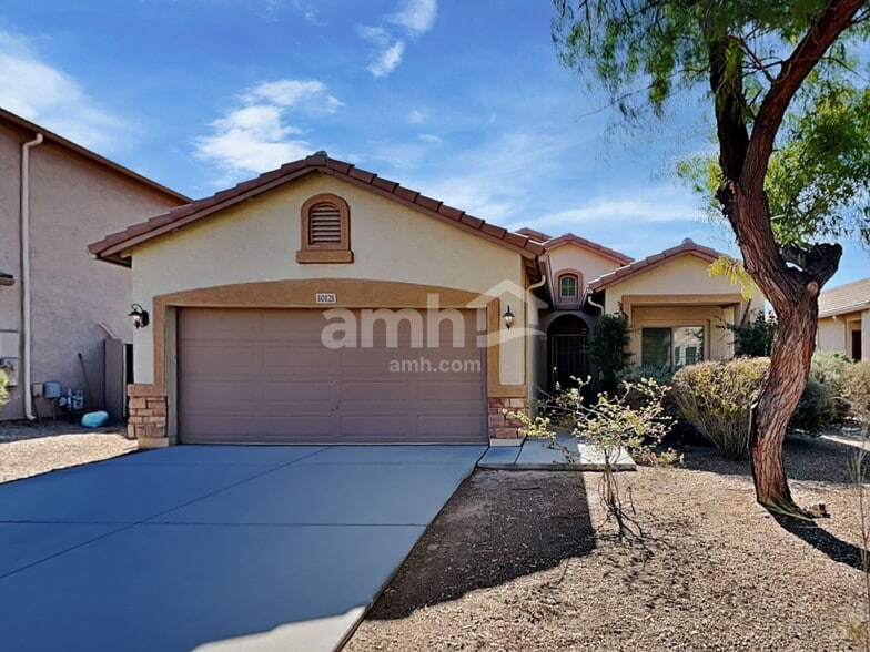 Primary Photo - 10121 W Luxton Ln