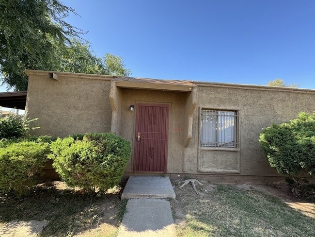 Primary Photo - 4261 N 68th Dr
