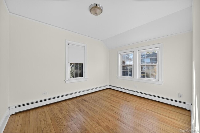 Building Photo - 7 Tildean Ln