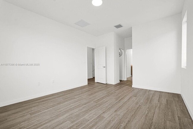 Building Photo - 22485 SW 125th Ave