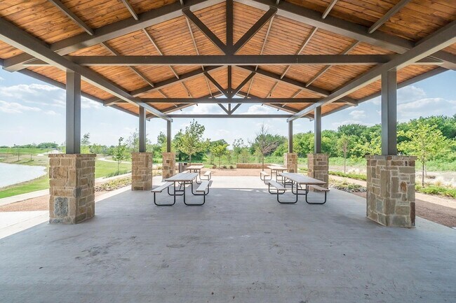 Building Photo - 4110 Maclin Dr