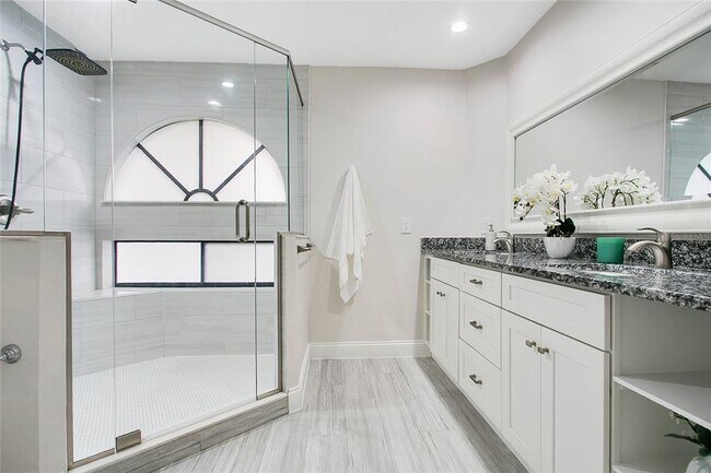 Building Photo - 1227 Salerno Ct