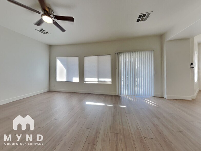 Building Photo - 1237 E Blackfoot Daisy Dr