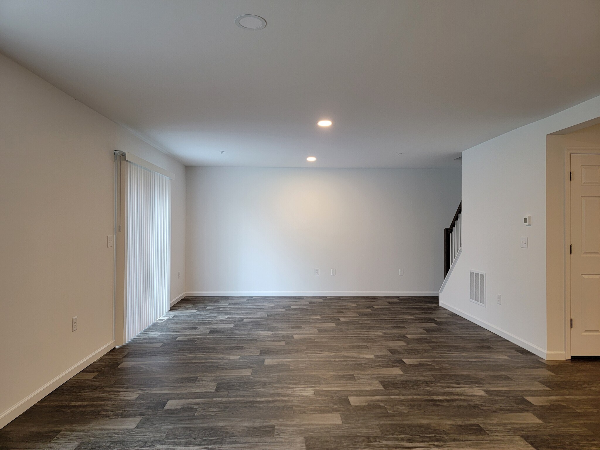 Building Photo - 144 Robert Cir