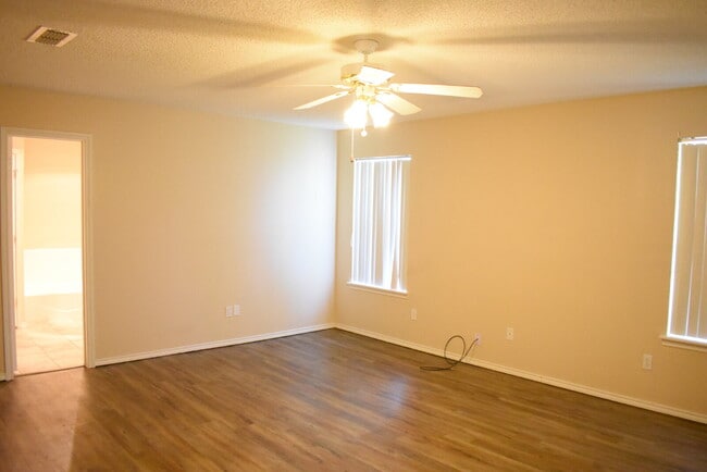 Building Photo - Beautiful home in Frenship School District