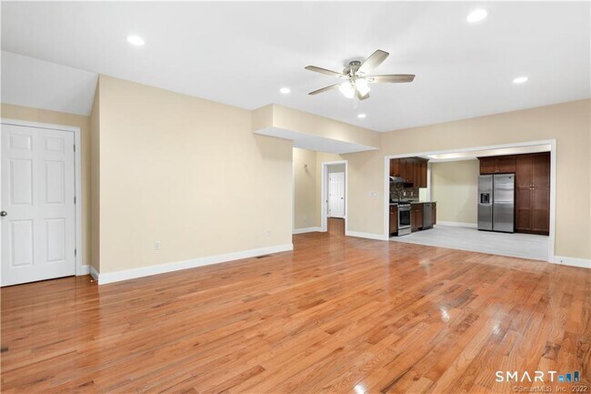 Building Photo - 109 Olive St