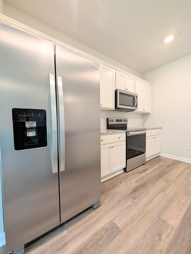 Building Photo - Brand New Home in Sand Ridge Park