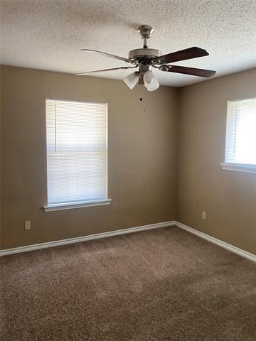 Building Photo - 2126 Southmoor Dr