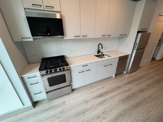 Primary Photo - 2100 N Elston Ave