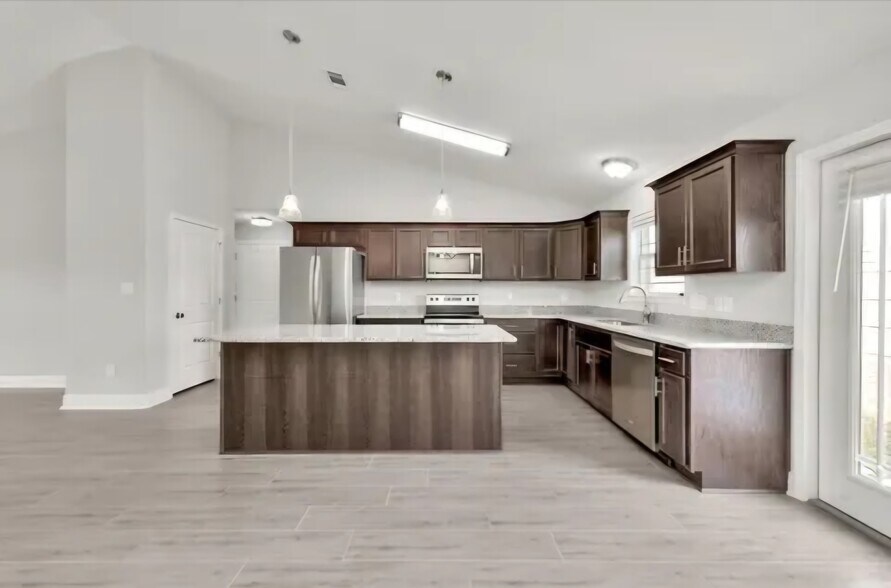 Building Photo - 4302 Pats Ct