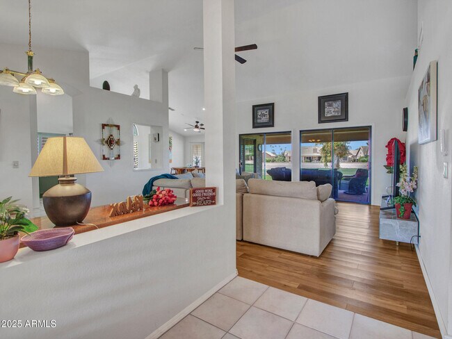 Building Photo - 9343 W Escuda Dr