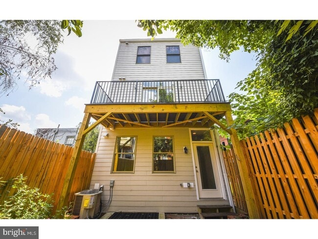 Building Photo - 1735 Brandywine St