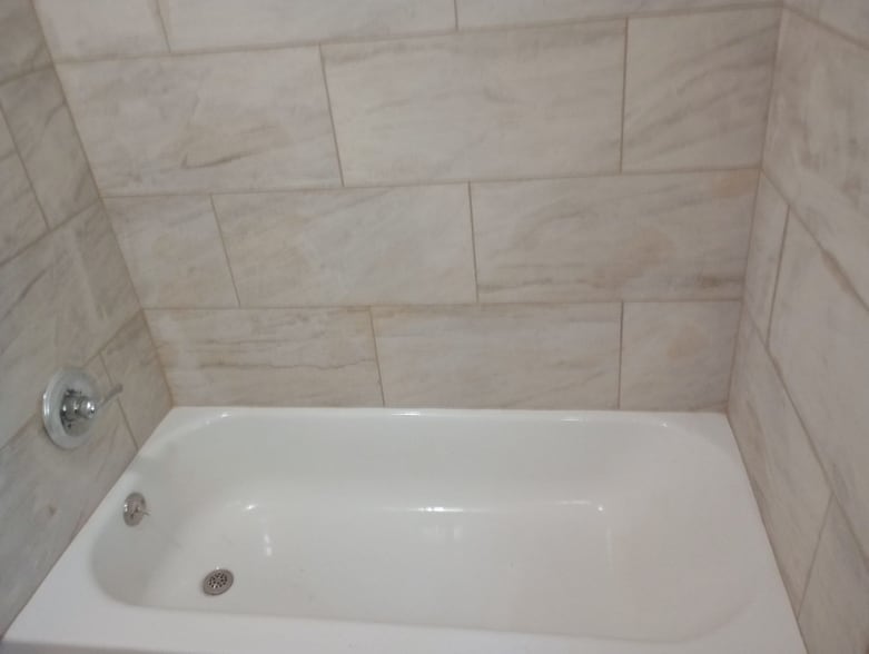 Building Photo - 821 W Cherry St