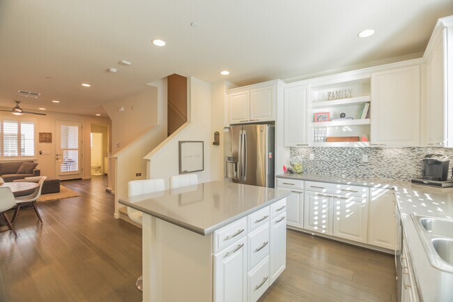 Kitchen + Living Room - 856 White Moonstone Loop