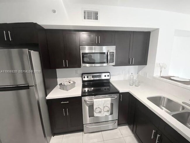 Building Photo - 2061 Renaissance Blvd