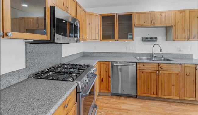 Building Photo - Ocean Park 3 Bedroom 2 bath - Close to beach!